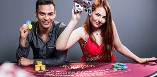 Push Gaming slot interface showing reels, paytable, and bonus feature activation